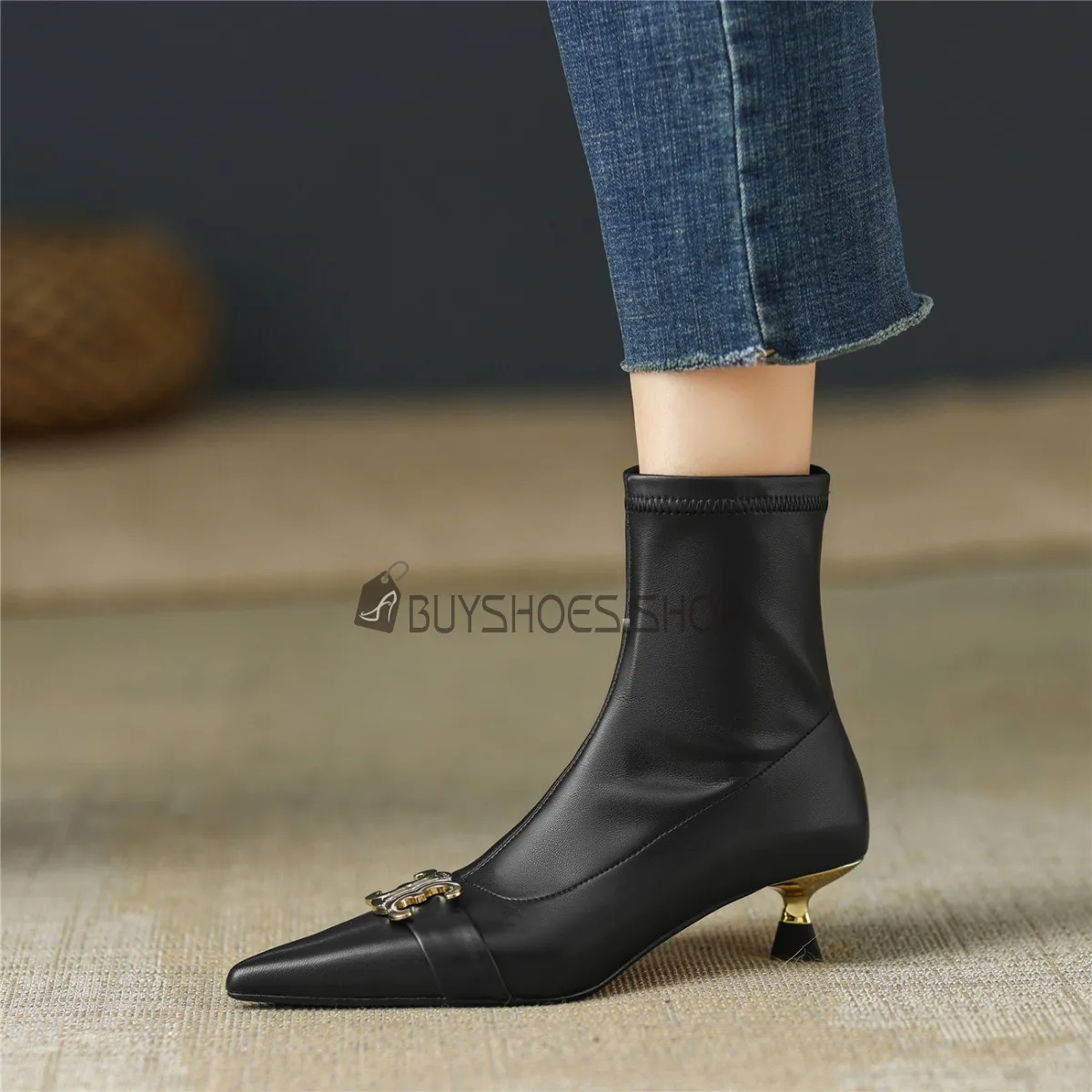 A Talon Bas Casual Classique Slip On Chaussettes Belle Kitten Heel Fourrées Bottine Bout Pointu Confort Bijoux En Métal Femme