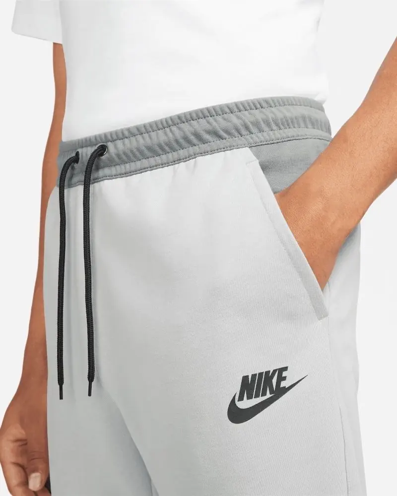 Bas de jogging Nike Sportswear Tech Essentials Gris pour homme