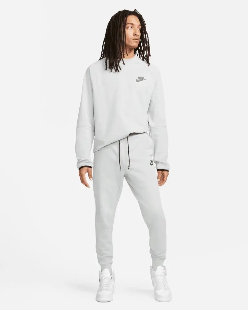 Bas de jogging Nike Sportswear Tech Essentials Gris pour homme