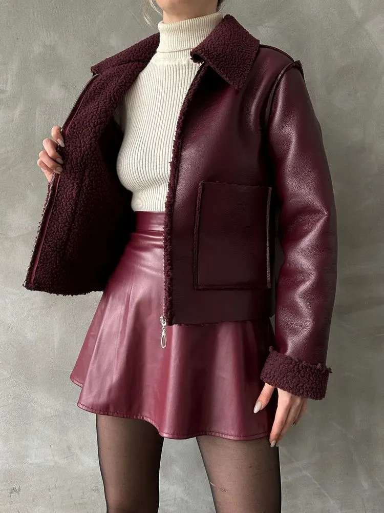 Manteau Court en Cuir Lamé Rouge Bordeaux