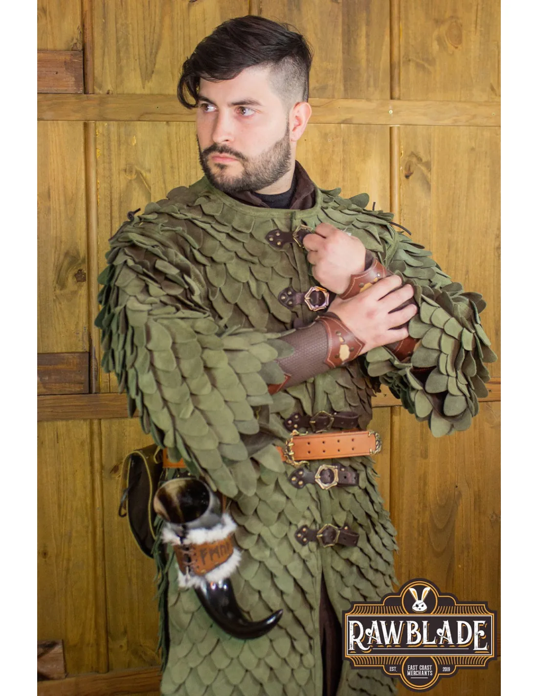 Oria Scale Armor avec manches - Vert ⚔️ Boutique Épées