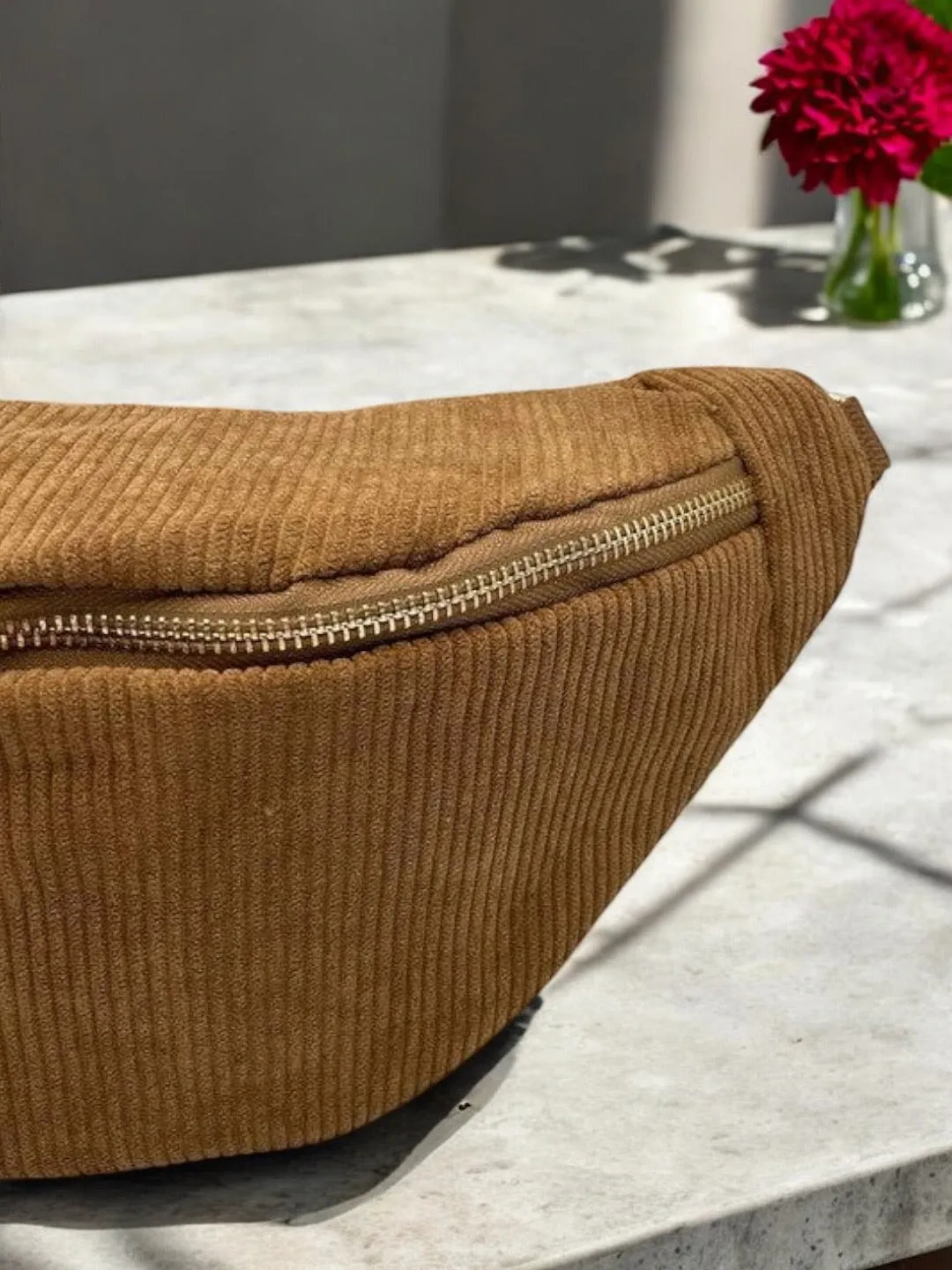 Sac banane velours cotelé camel