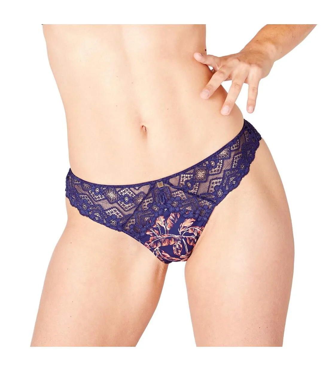 Tanga en dentelle française bleu navy Yaoundé